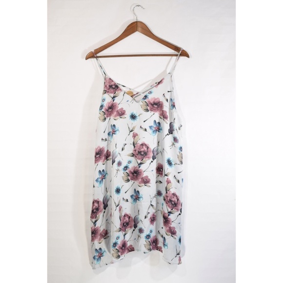 Modcloth Dresses & Skirts - NWT Peach Love Floral Dress